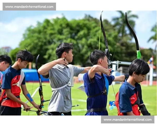 精准对决瞬间精彩纷呈 射箭比赛荣耀与挑战并存